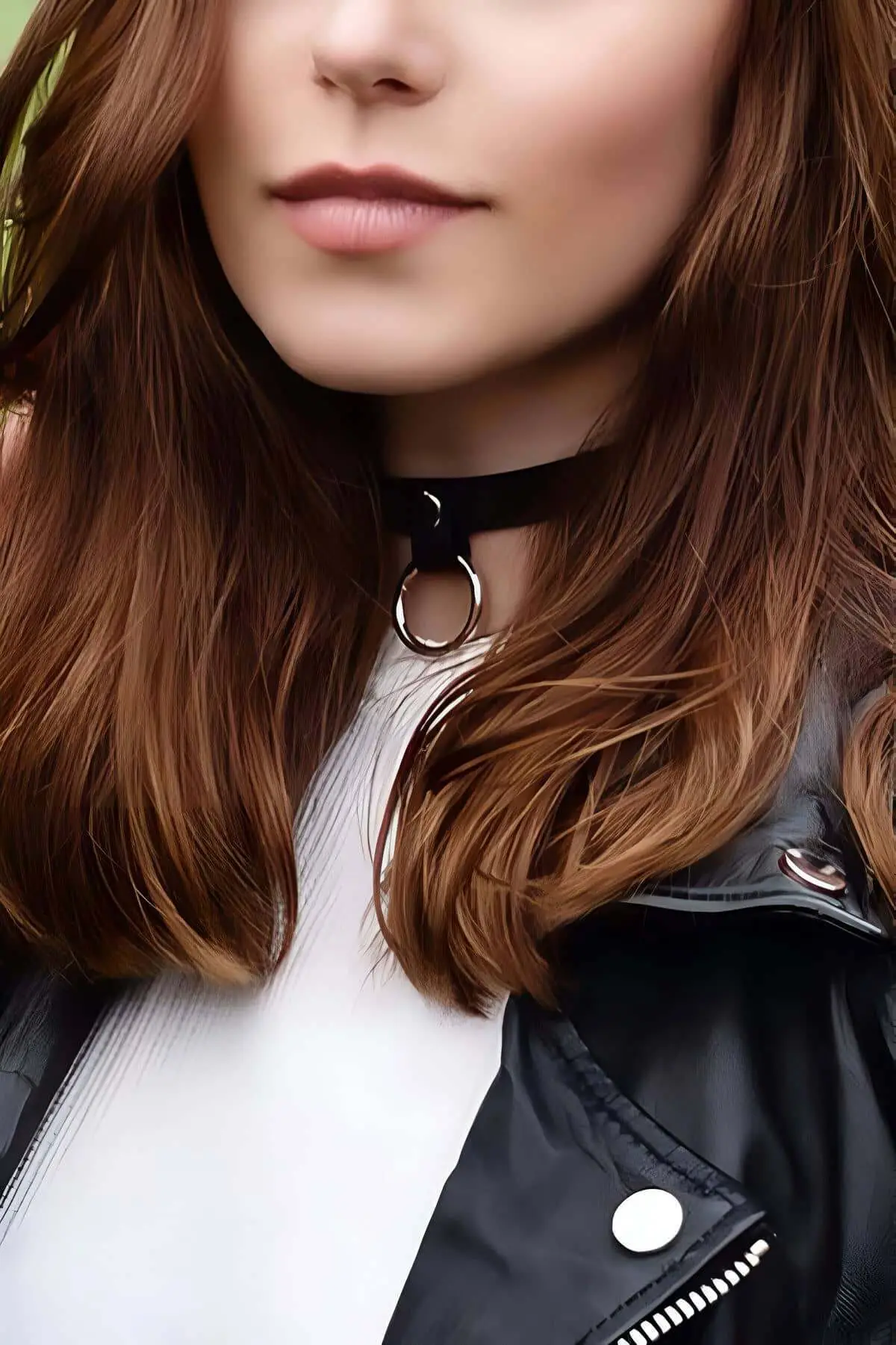 Stylish Leather Choker Necklace with Ring End - SH253