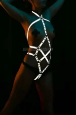 Staple Detail Reflective Body Harness - SH295 - Image 3