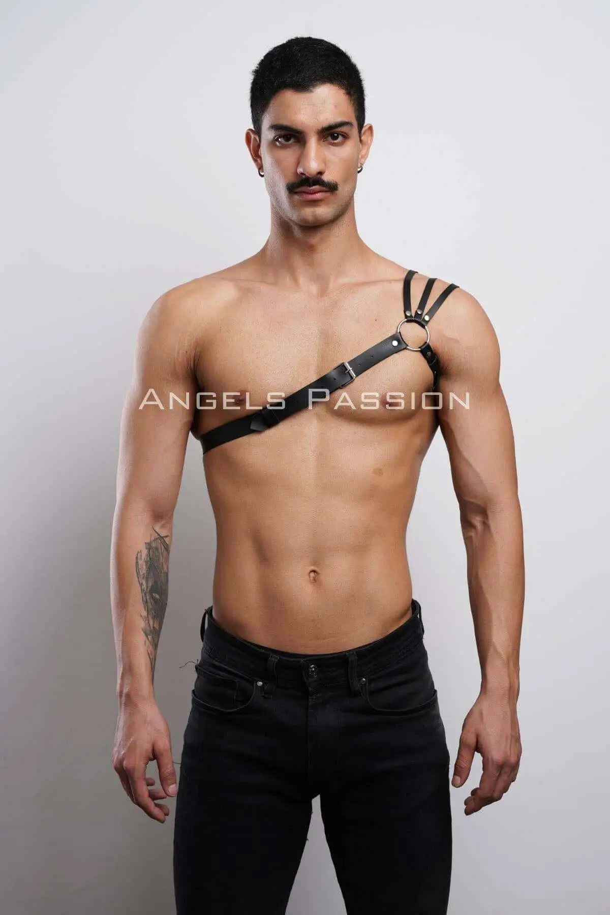 Stylish Men's Shoulder Harness with Detailed Shoulders - Men's Chest Harness - SHM45
