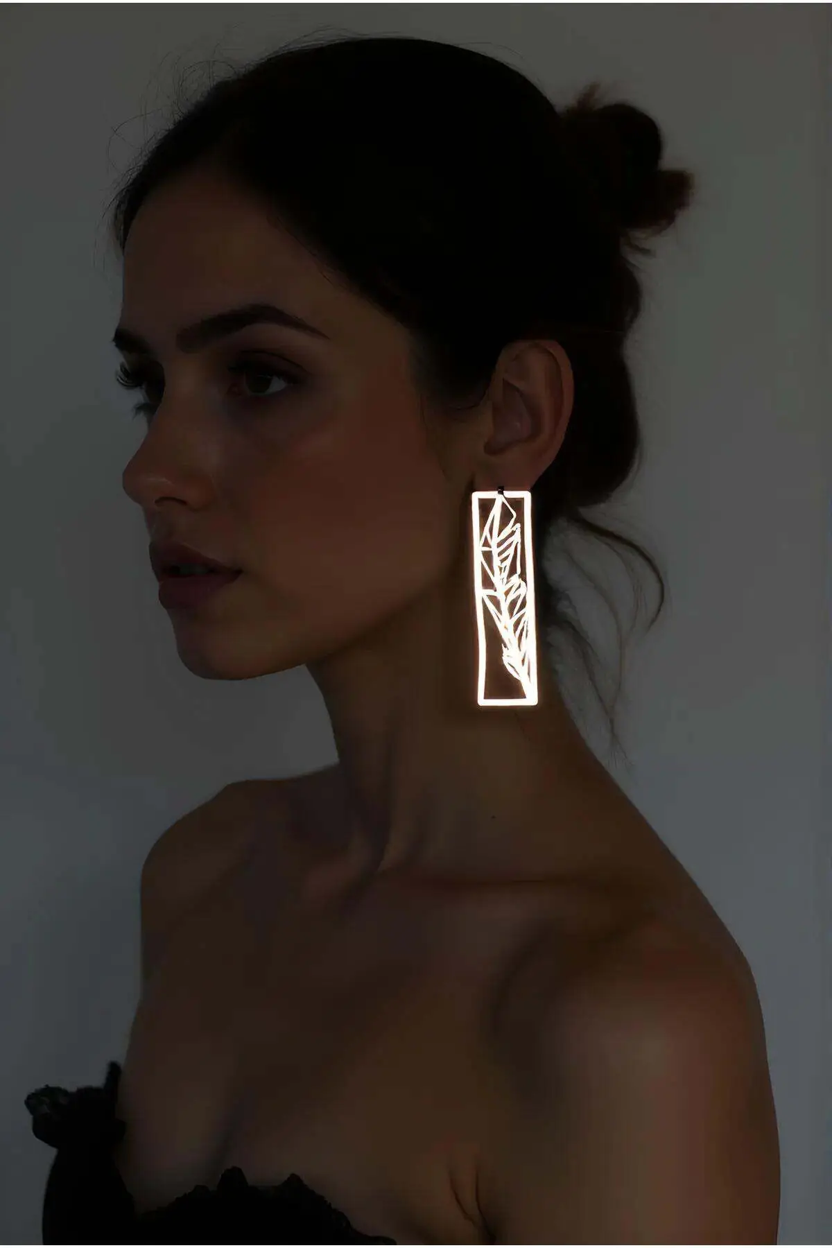 White Reflective Feather Earrings, Bohemian Design Laser Cut Earrings - APBJ025