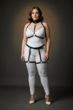 Plus Size Black Women's Leather Harness Set with Chain and Ring Details and Garter Belt - SH1081 - Image 4